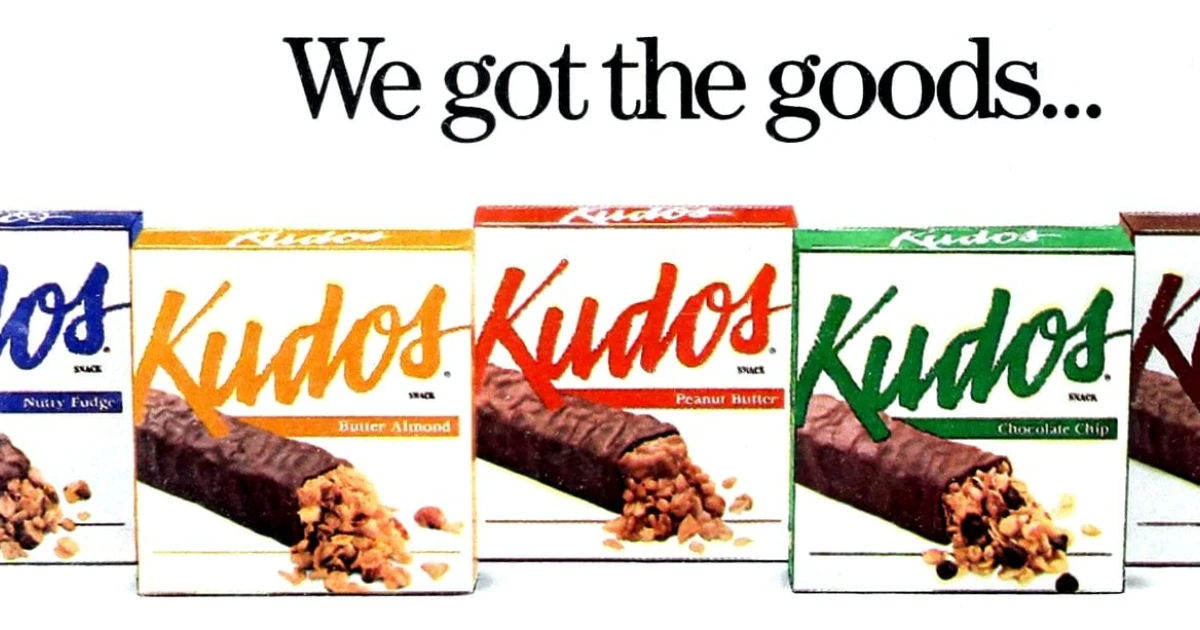 Mars Row of Kudos granola bar boxes in vintage print ad