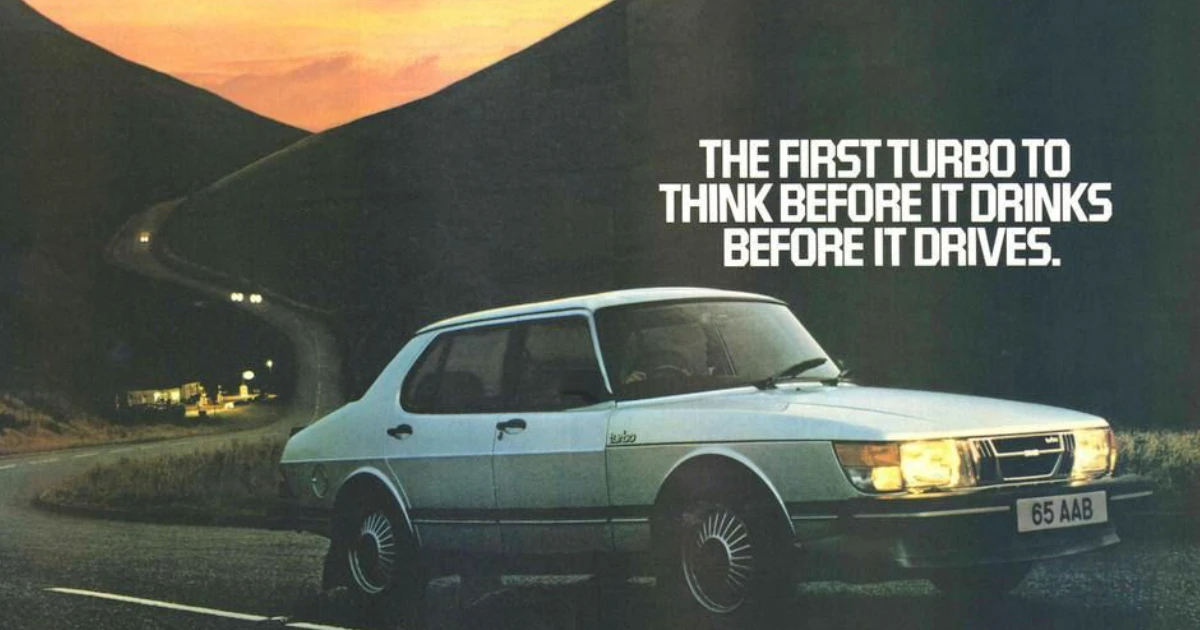 SAAB 900