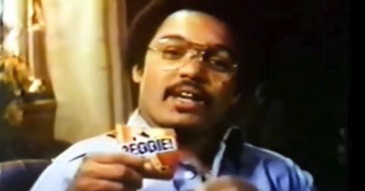 Curtiss Candy Company Reggie Bar Vintage Commerical