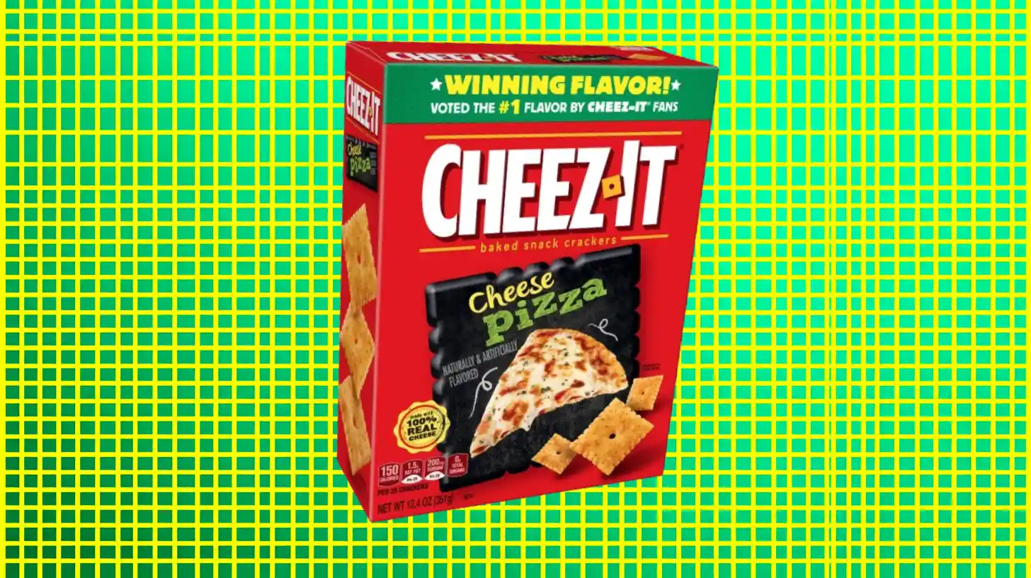 Cheez-It Cheese Pizza baked snack crackers box