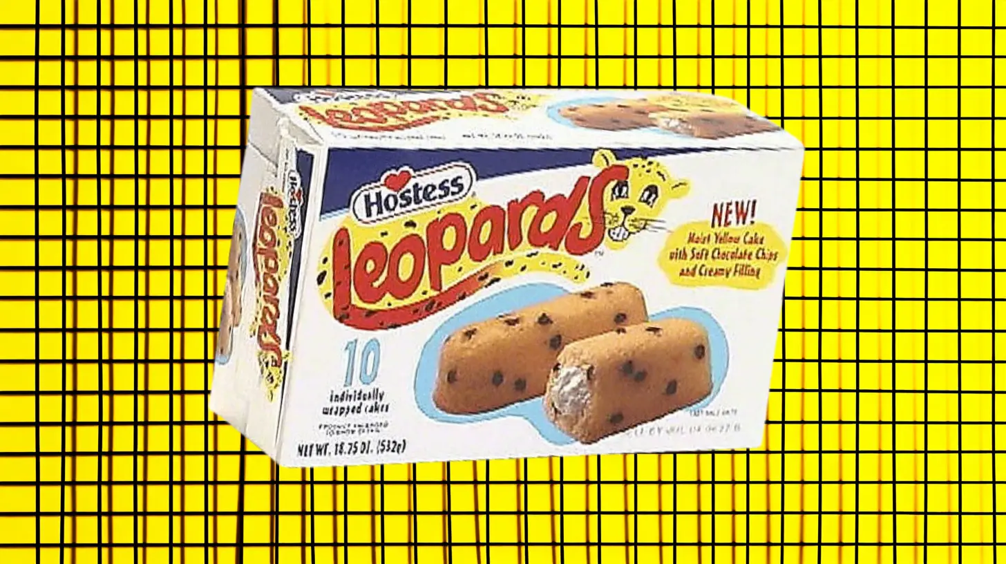 Hostess Hostess Leopards box with chocolate chip cake bars and leopard cartoon face