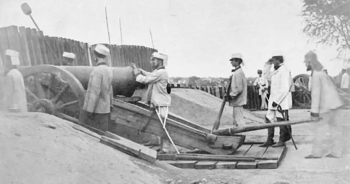 24 POUNDER LONG GUN